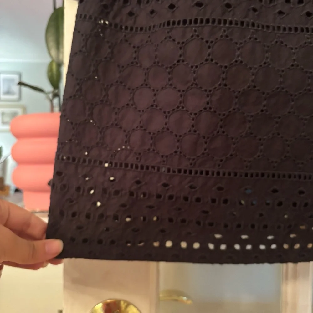 Vineyard Vines Black Eyelet Shift Dress - Picture 6 of 6